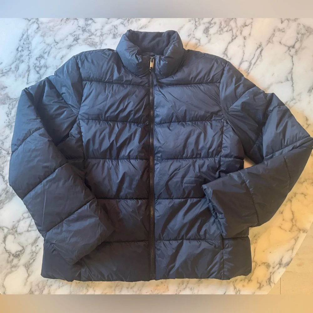 NWOT GAP ColdControl Puffer Jacket Men’s M Black Lightweight Warm Winter Coat - Picture 2 of 9